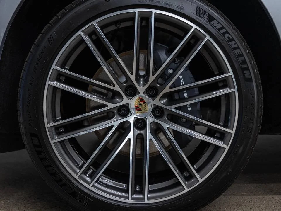 2026 Porsche Macan (95B), 14/20