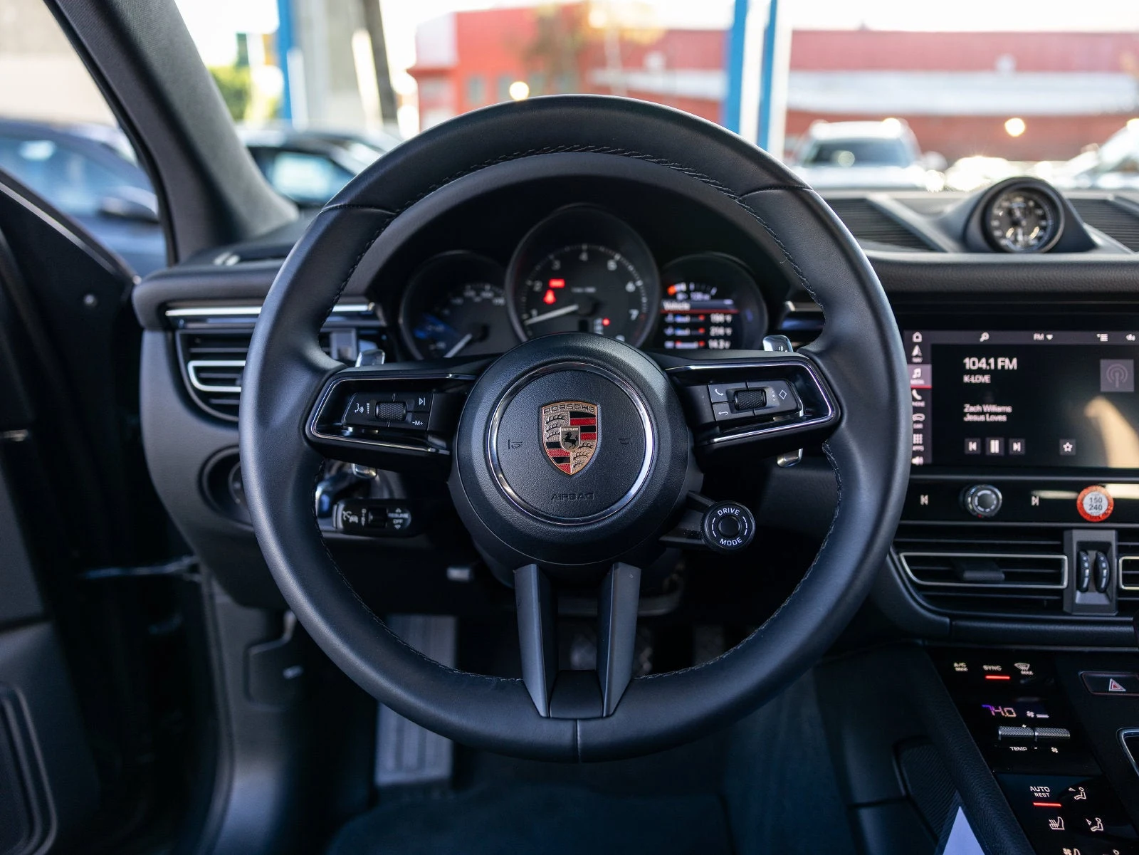 2026 Porsche Macan (95B), 6/20
