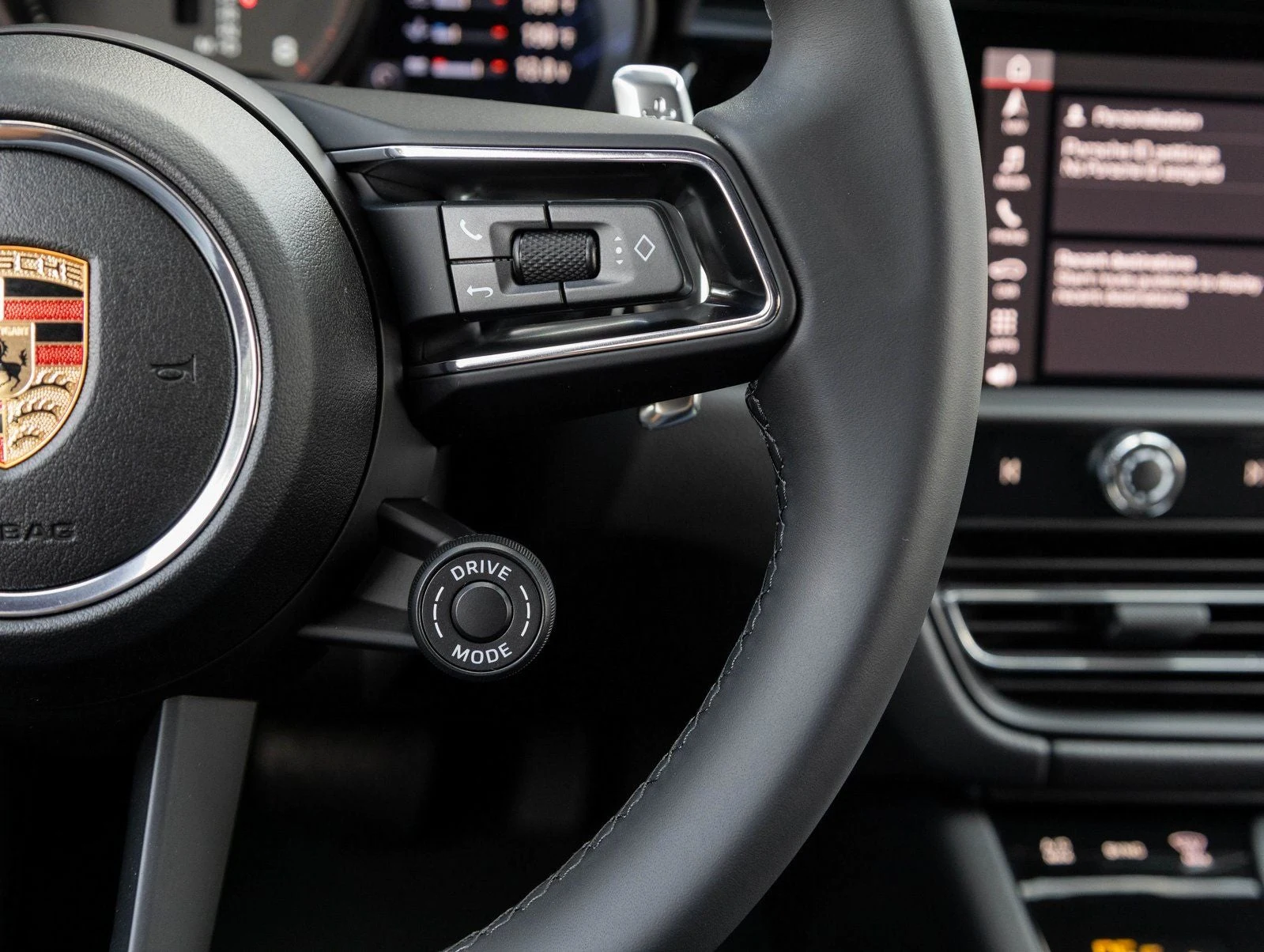 2026 Porsche Macan (95B), 16/20