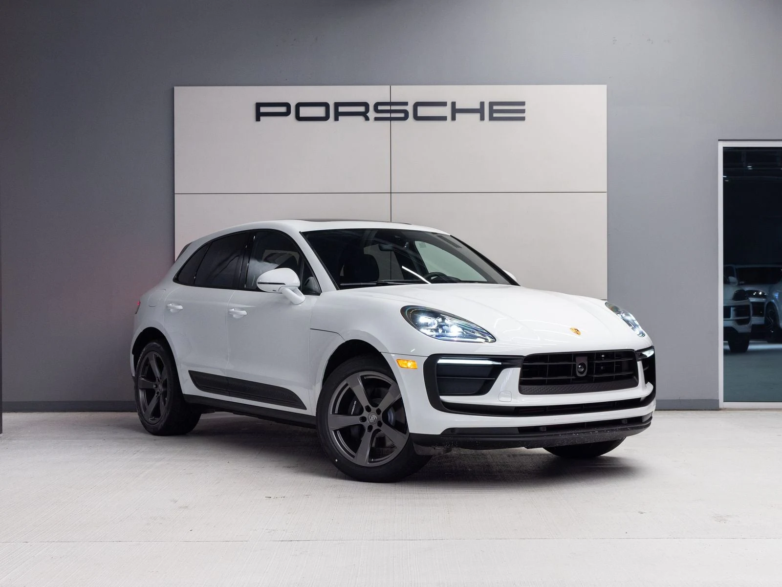 2026 Porsche Macan (95B), 9/20