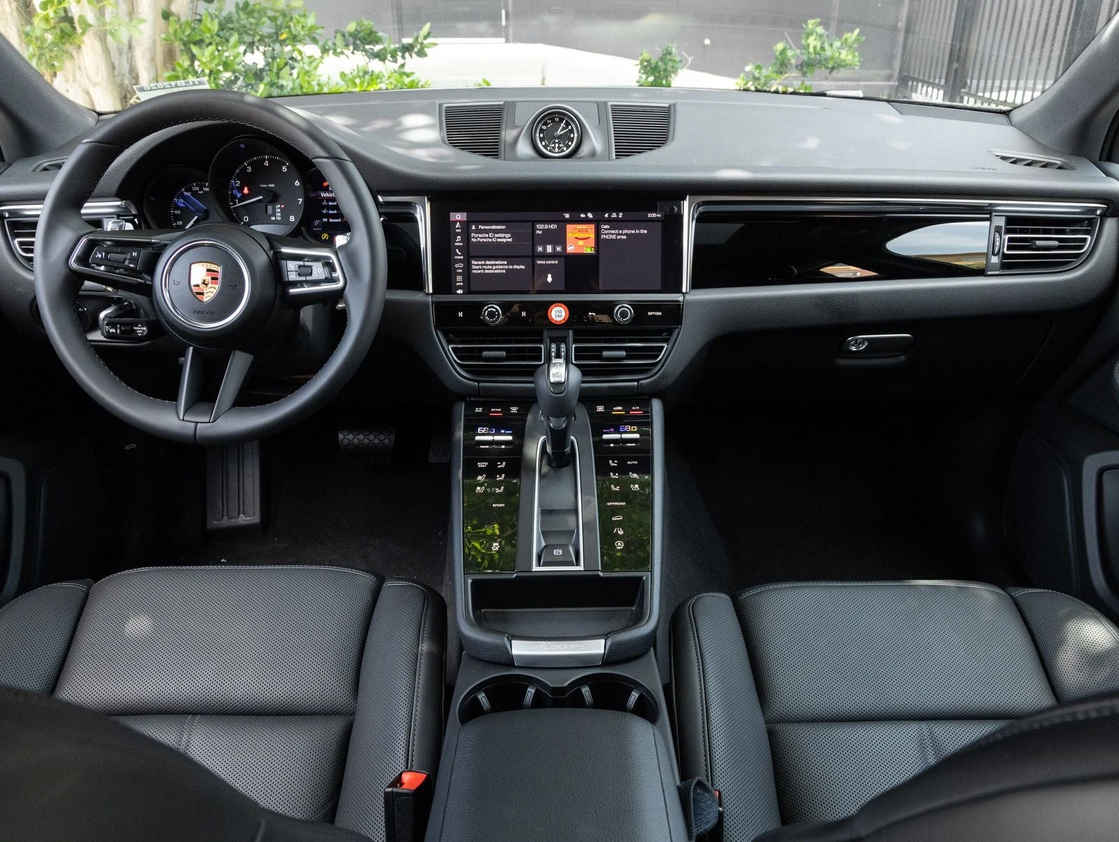 2026 Porsche Macan (95B), 12/20