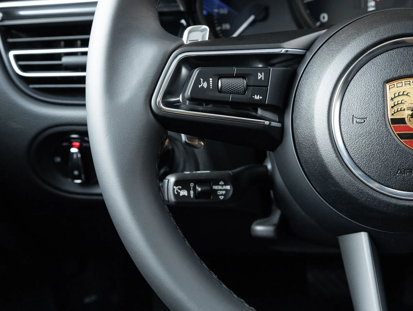 2026 Porsche Macan (95B), 15/20
