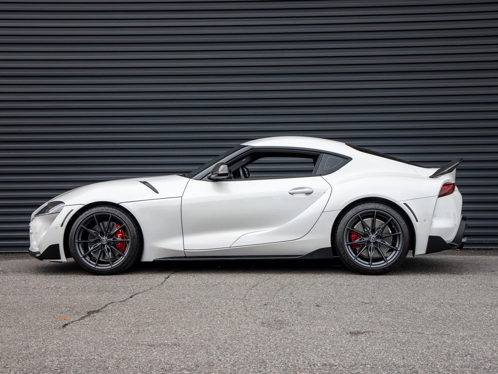 2025 Toyota GR Supra 3.0 Manual (J29/DB), 2/20