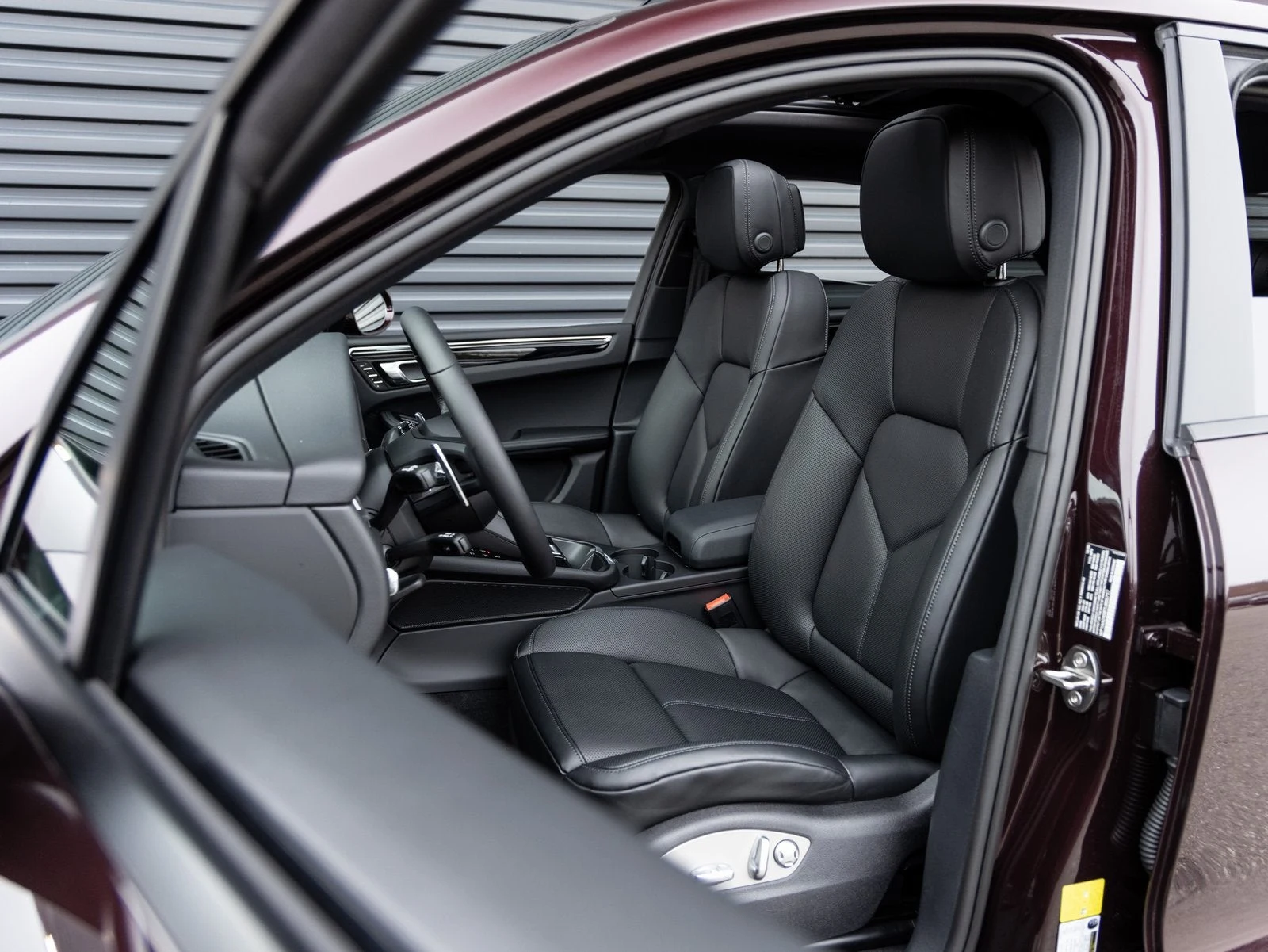 2026 Porsche Macan (95B), 5/20