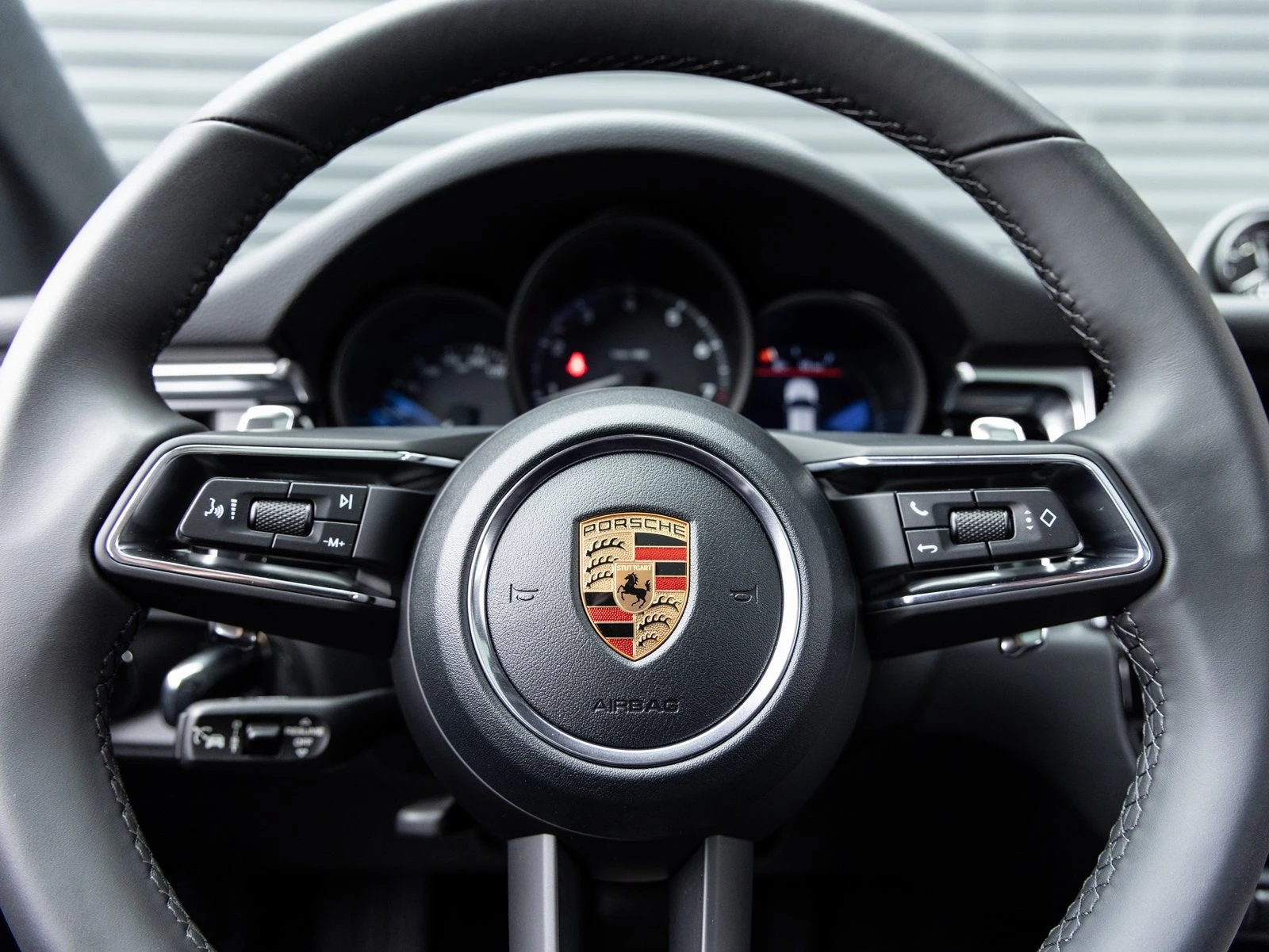 2026 Porsche Macan (95B), 14/20