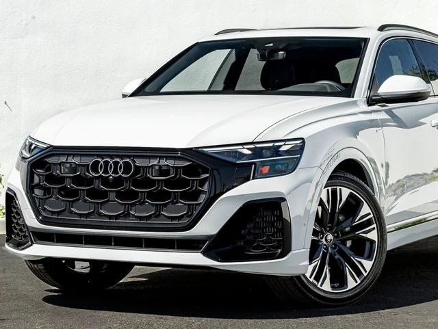 2026 Audi Q8 55 Premium Plus (4M), 2/20