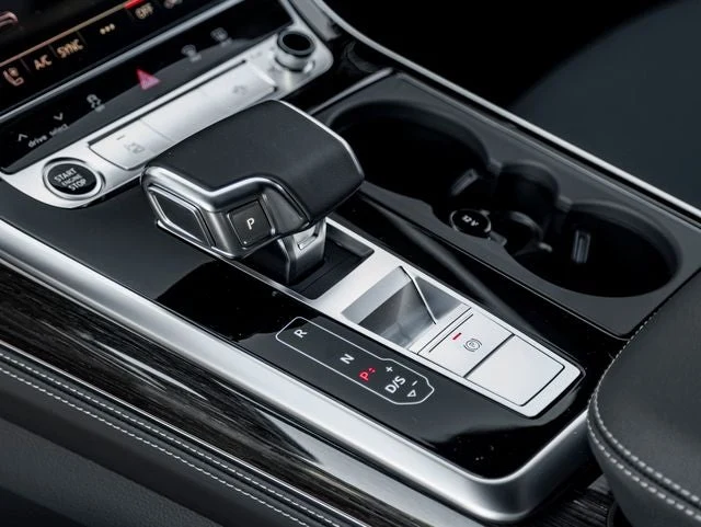 2026 Audi Q8 55 Premium Plus (4M), 19/20
