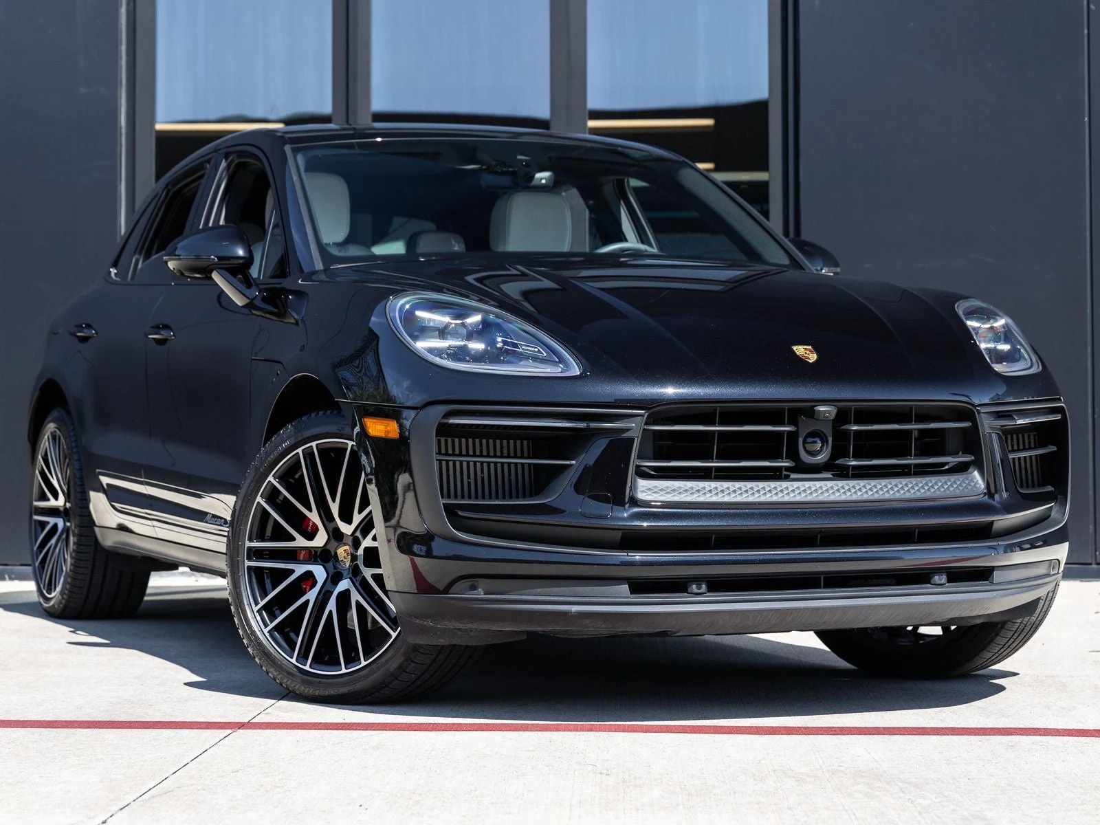 2024 Porsche Macan S (95B), 6/20