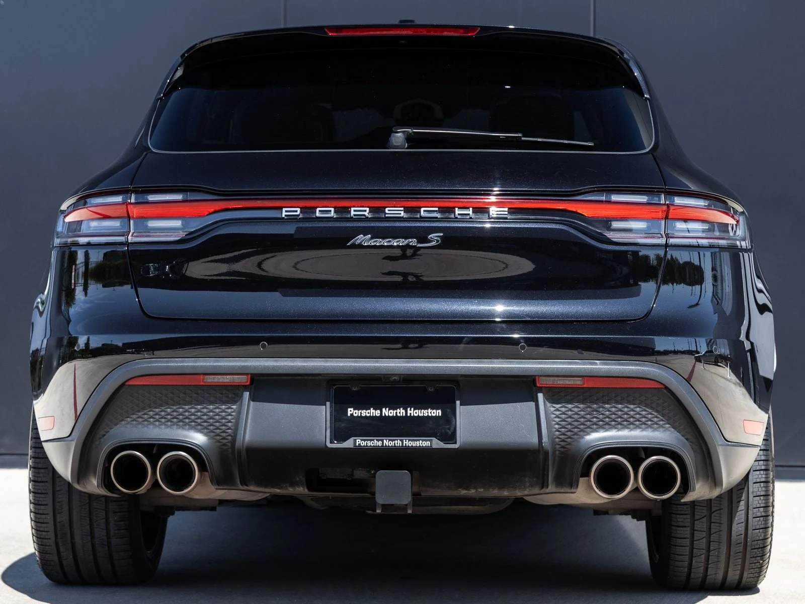 2024 Porsche Macan S (95B), 10/20