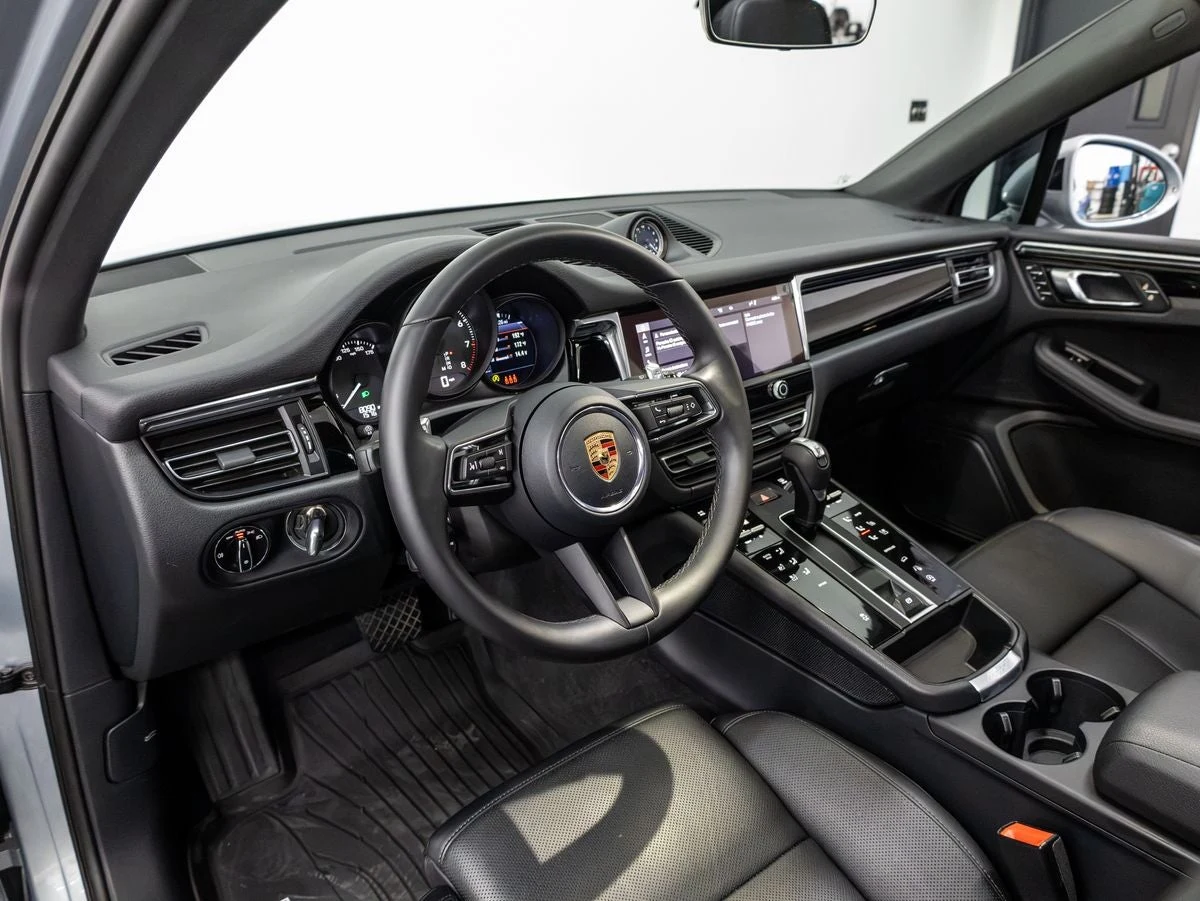 2026 Porsche Macan (95B), 4/20