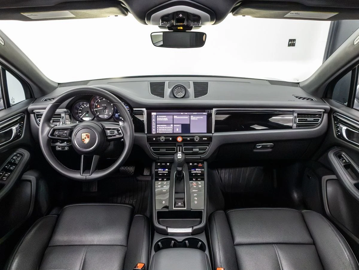 2026 Porsche Macan (95B), 13/20