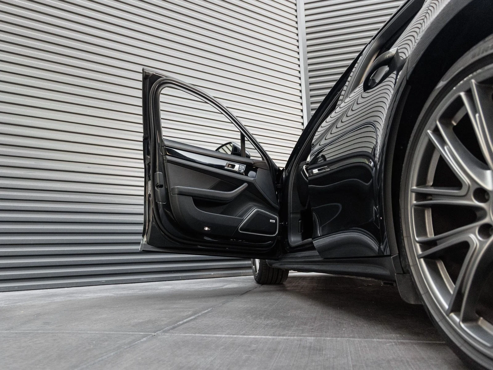 2018 Porsche Panamera 4S (971), 13/20