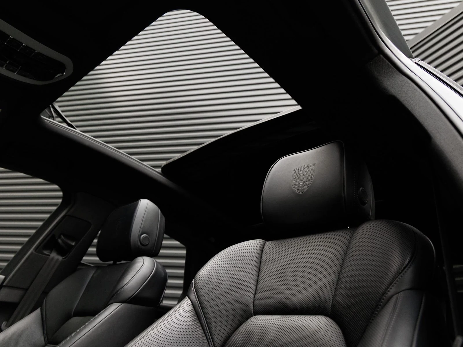2026 Porsche Macan (95B), 14/20