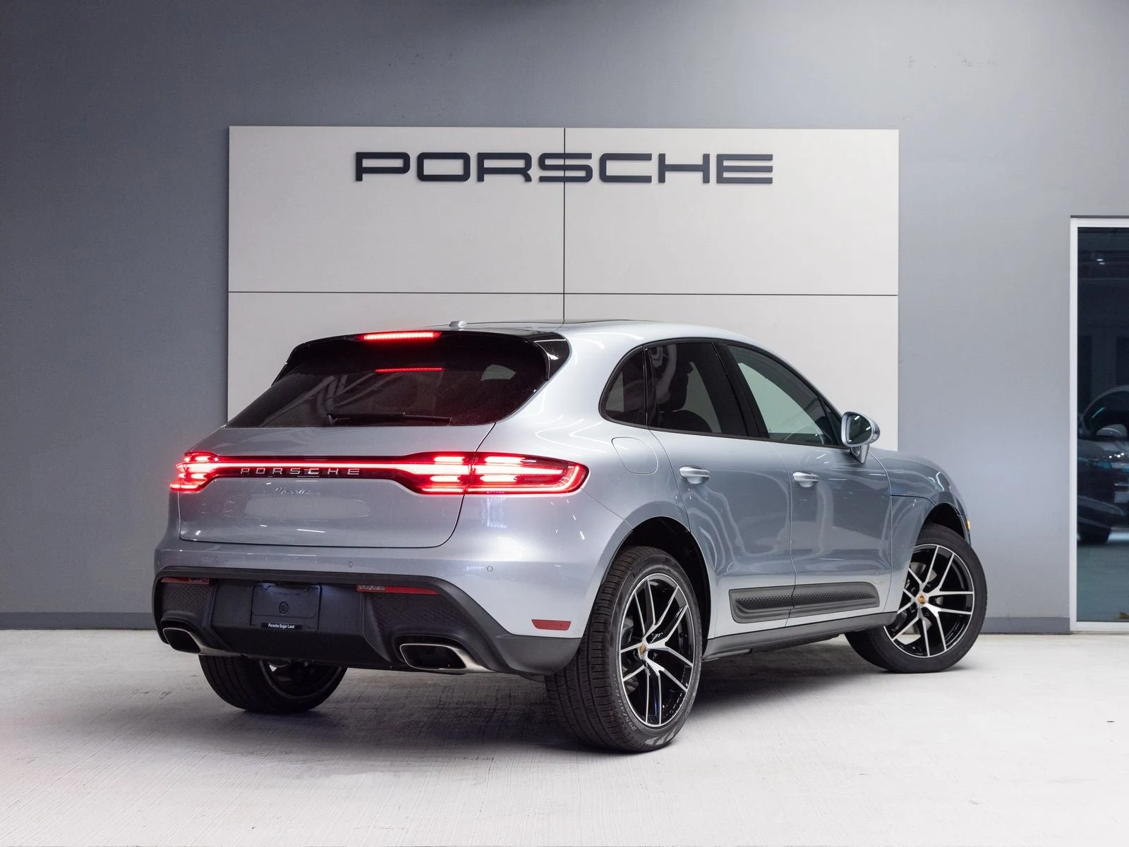 2026 Porsche Macan (95B), 7/20