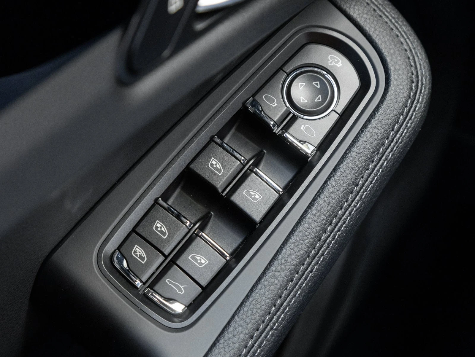 2026 Porsche Macan (95B), 19/20