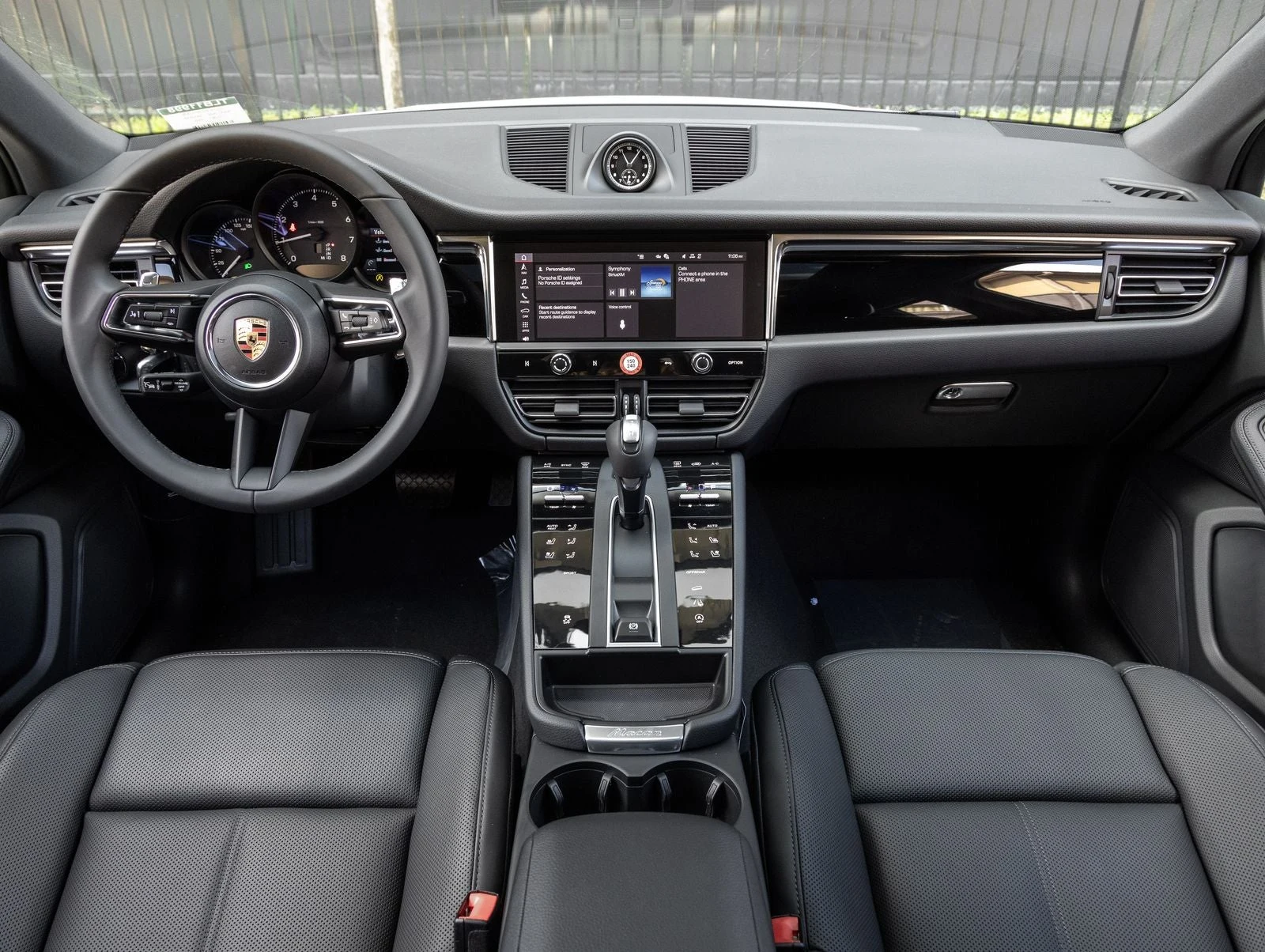 2026 Porsche Macan (95B), 12/20