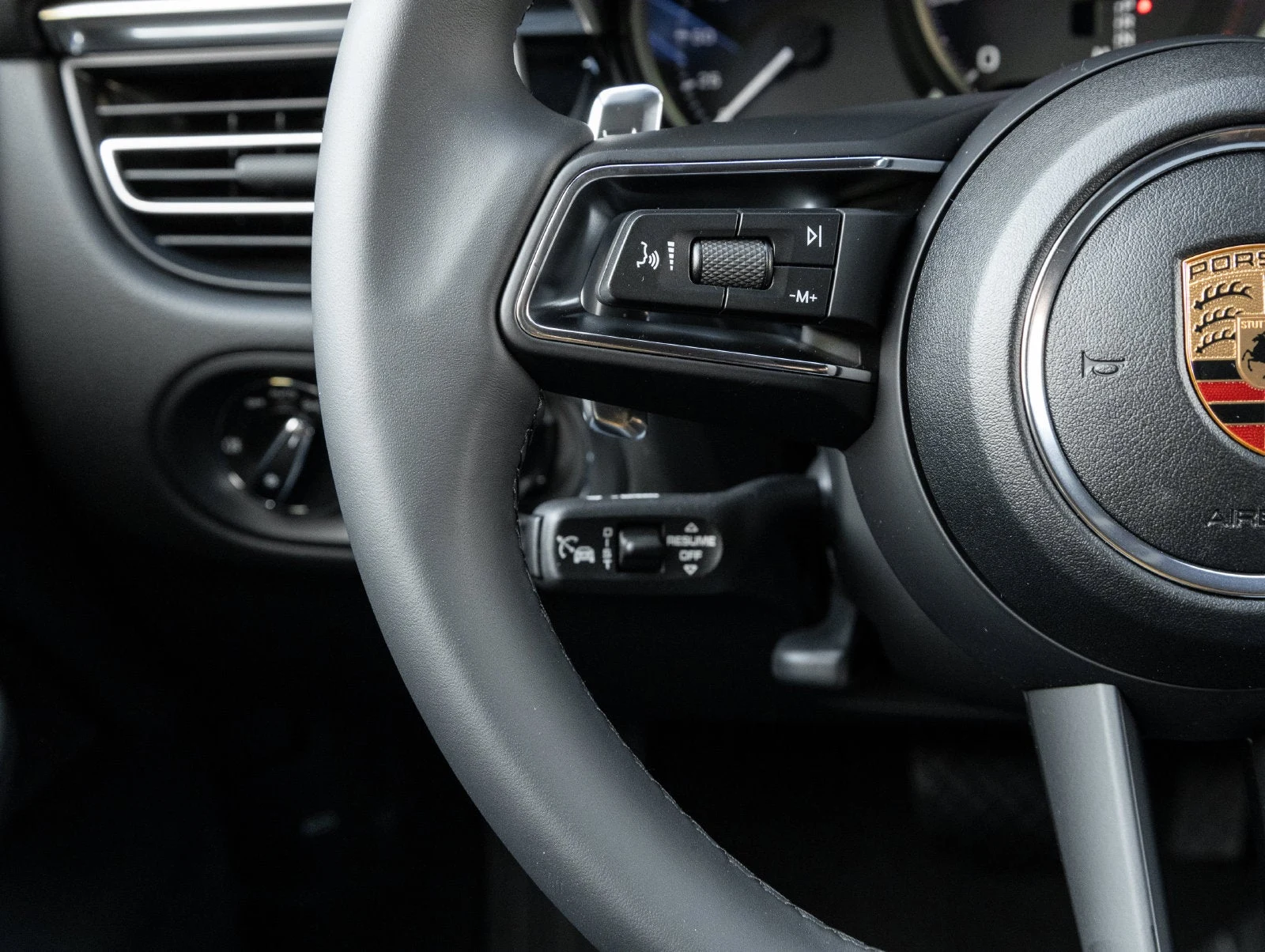 2026 Porsche Macan (95B), 15/20