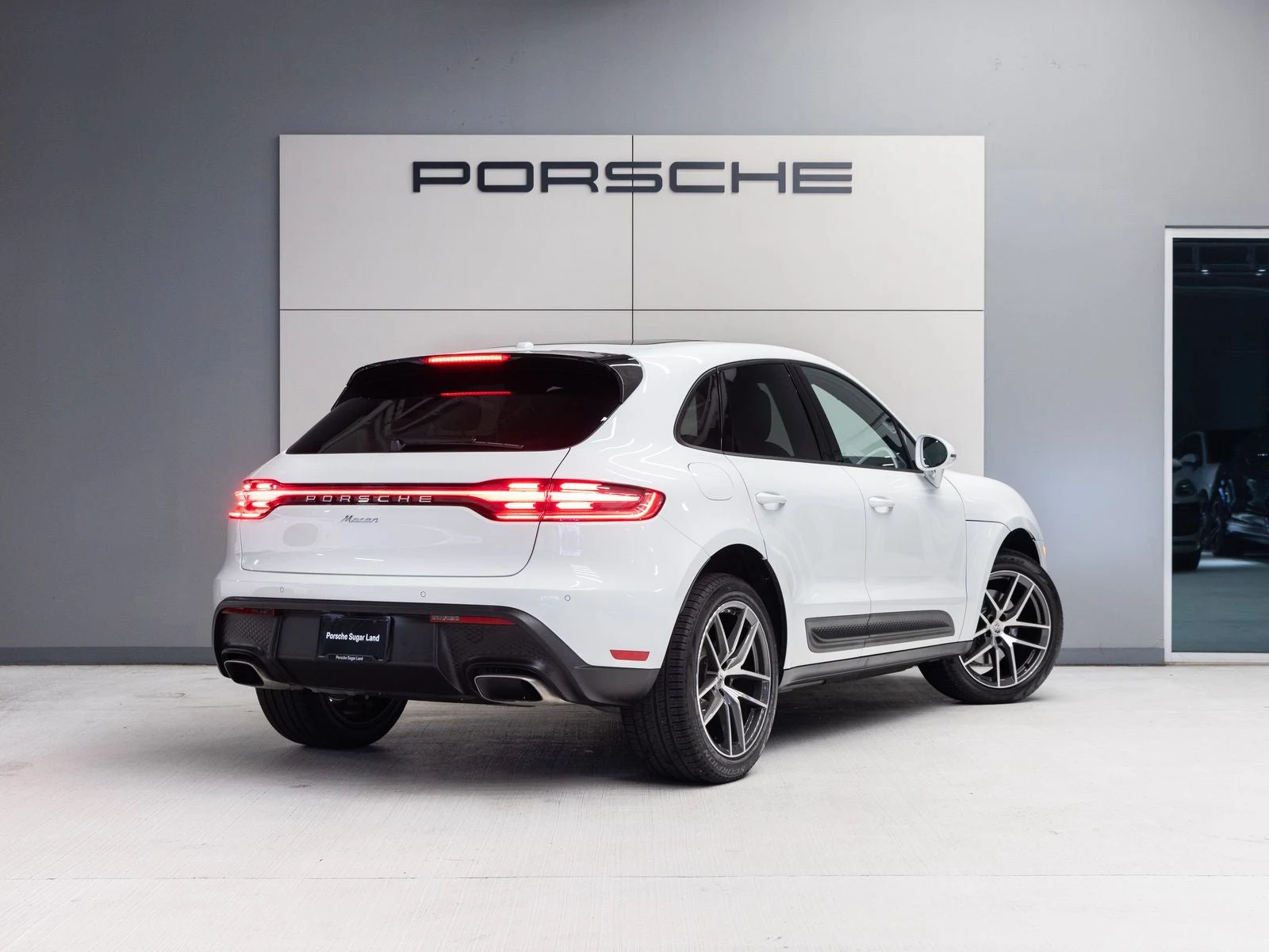 2026 Porsche Macan (95B), 7/20