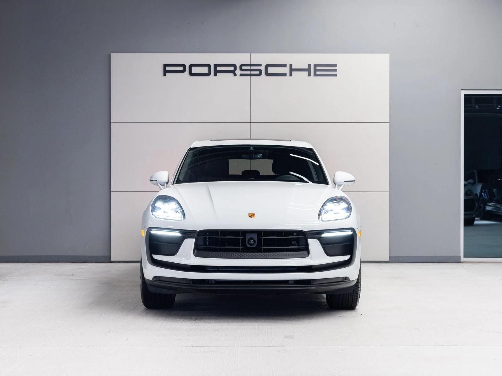 2026 Porsche Macan (95B), 10/20