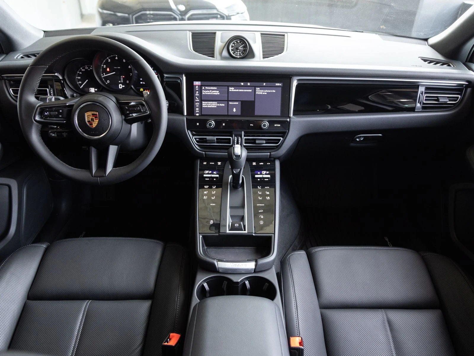 2026 Porsche Macan (95B), 12/20