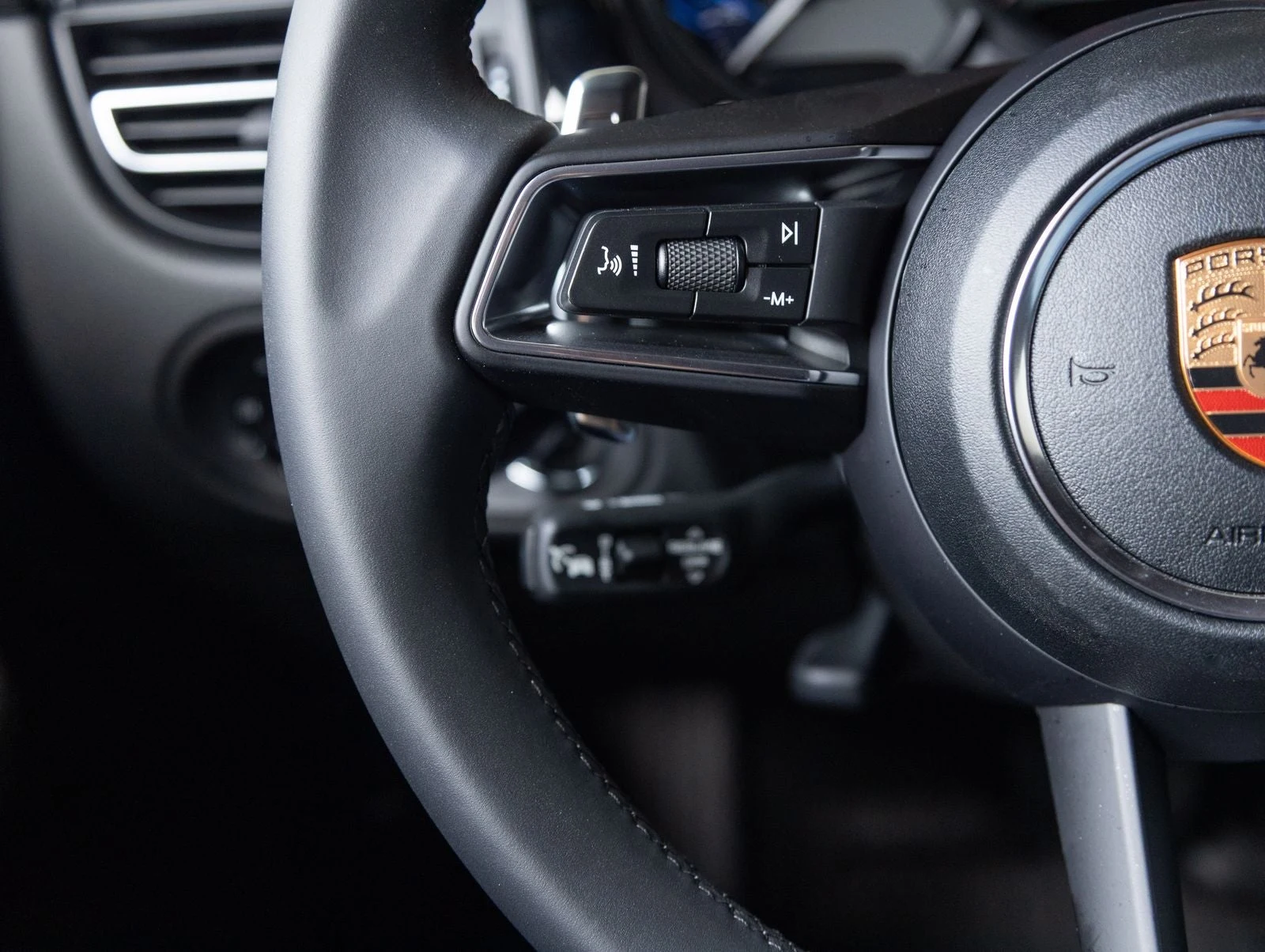 2026 Porsche Macan (95B), 15/20