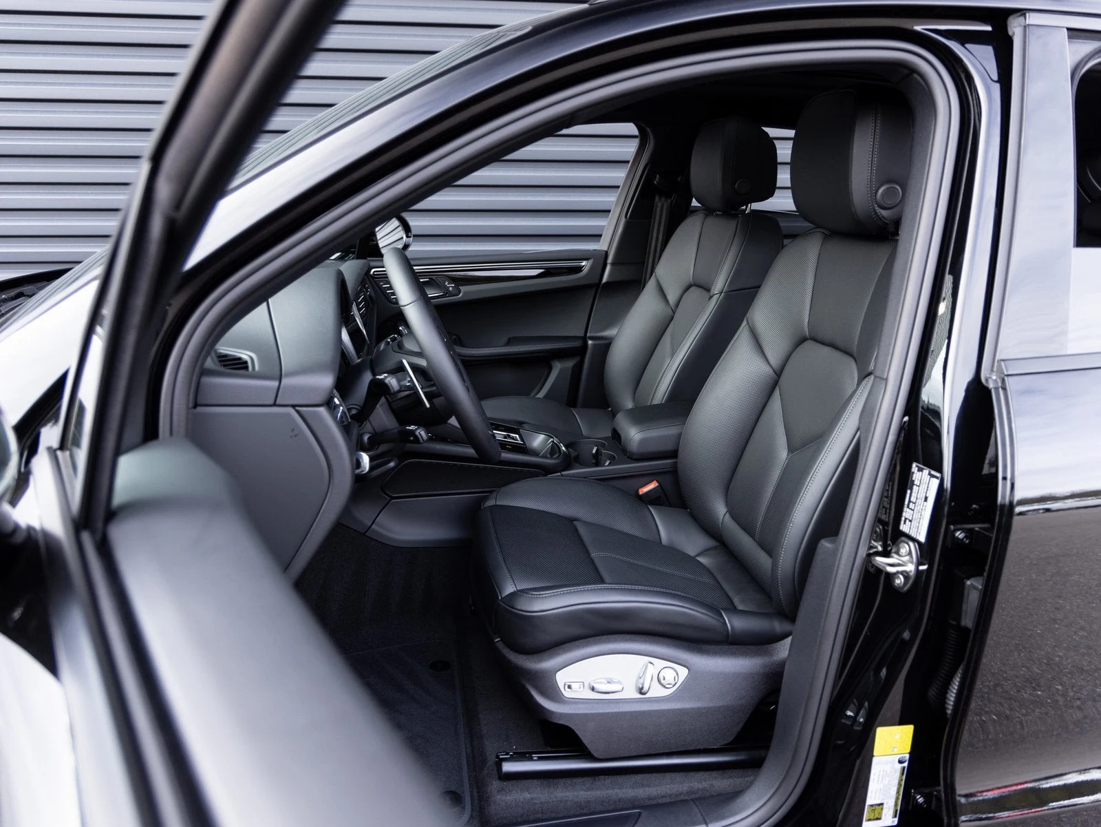 2026 Porsche Macan (95B), 5/20
