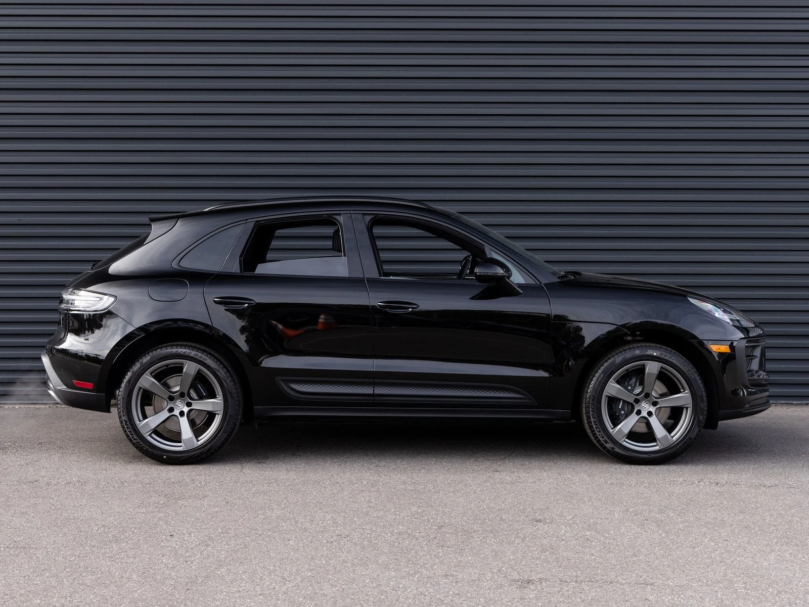 2026 Porsche Macan (95B), 8/20