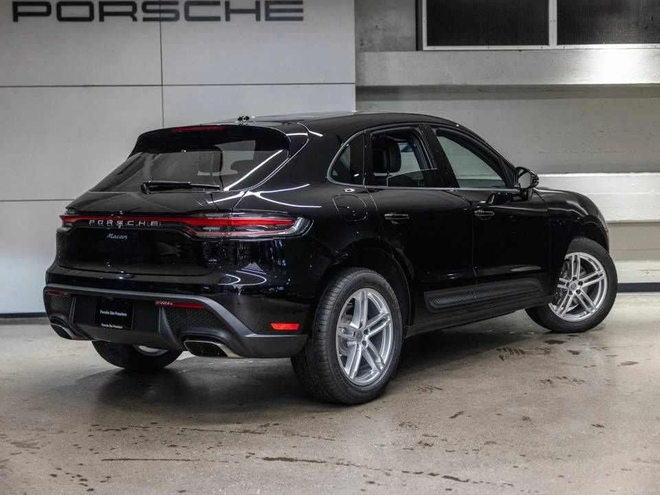 2026 Porsche Macan (95B), 8/20