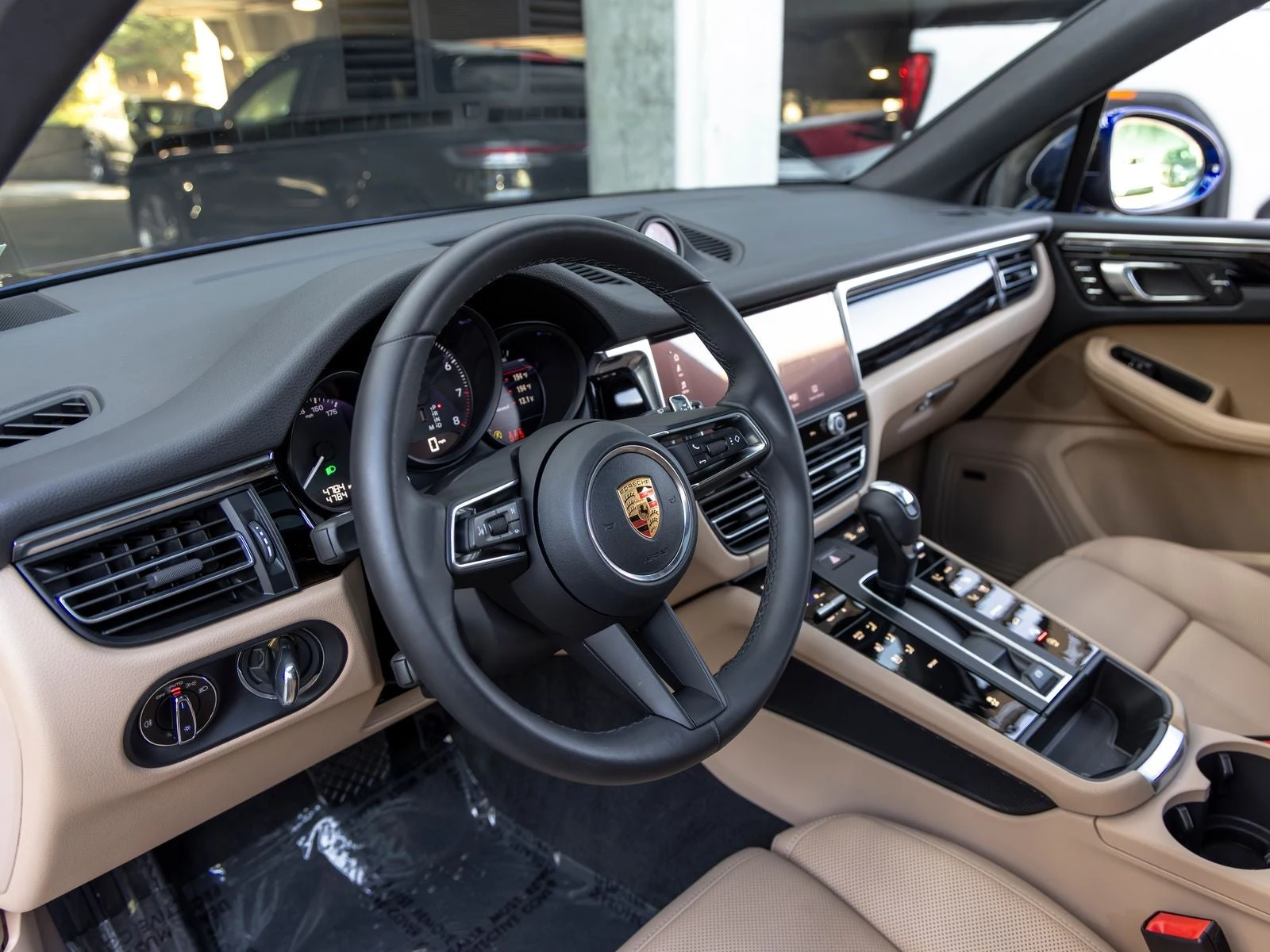 2026 Porsche Macan (95B), 4/20