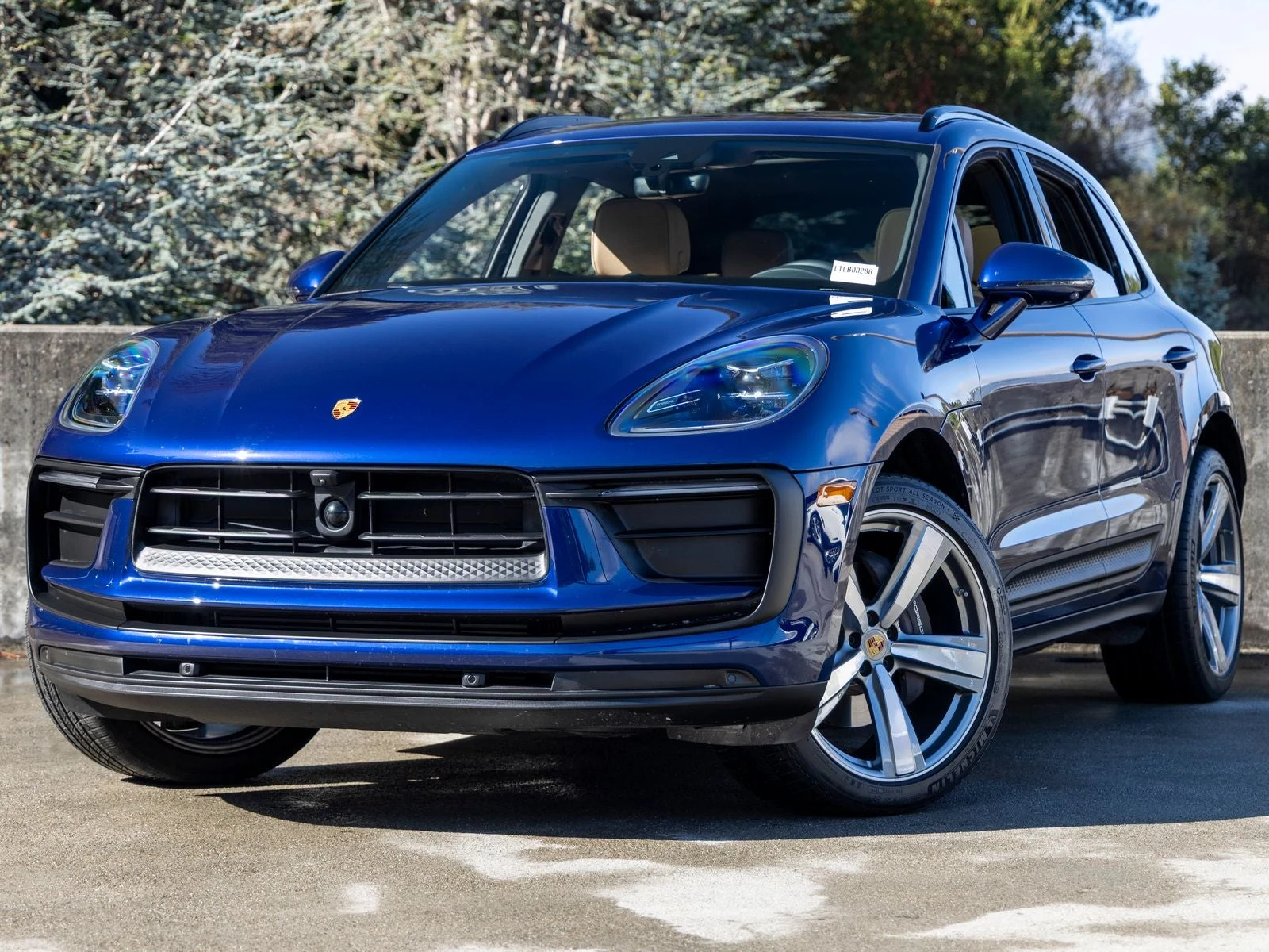 Porsche Macan (95B) · Gentian Blue Metallic · Indigo Auto Group