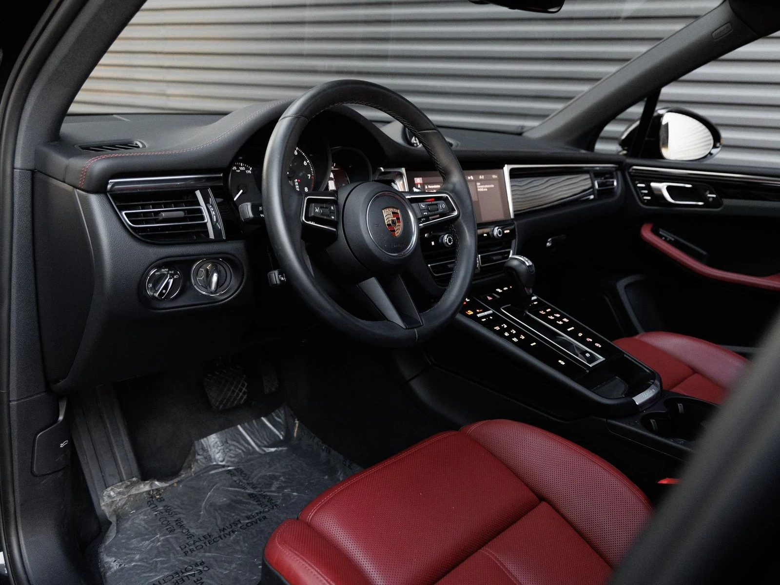 2026 Porsche Macan (95B), 4/20