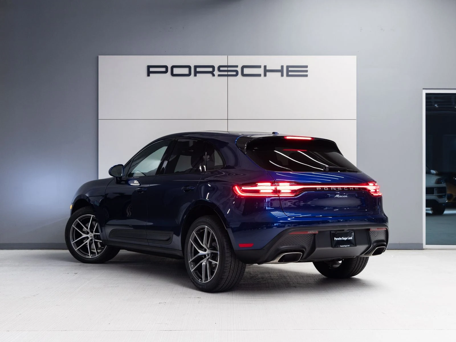 2026 Porsche Macan (95B), 3/20
