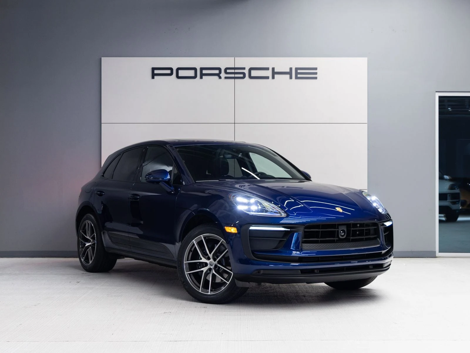 2026 Porsche Macan (95B), 9/20