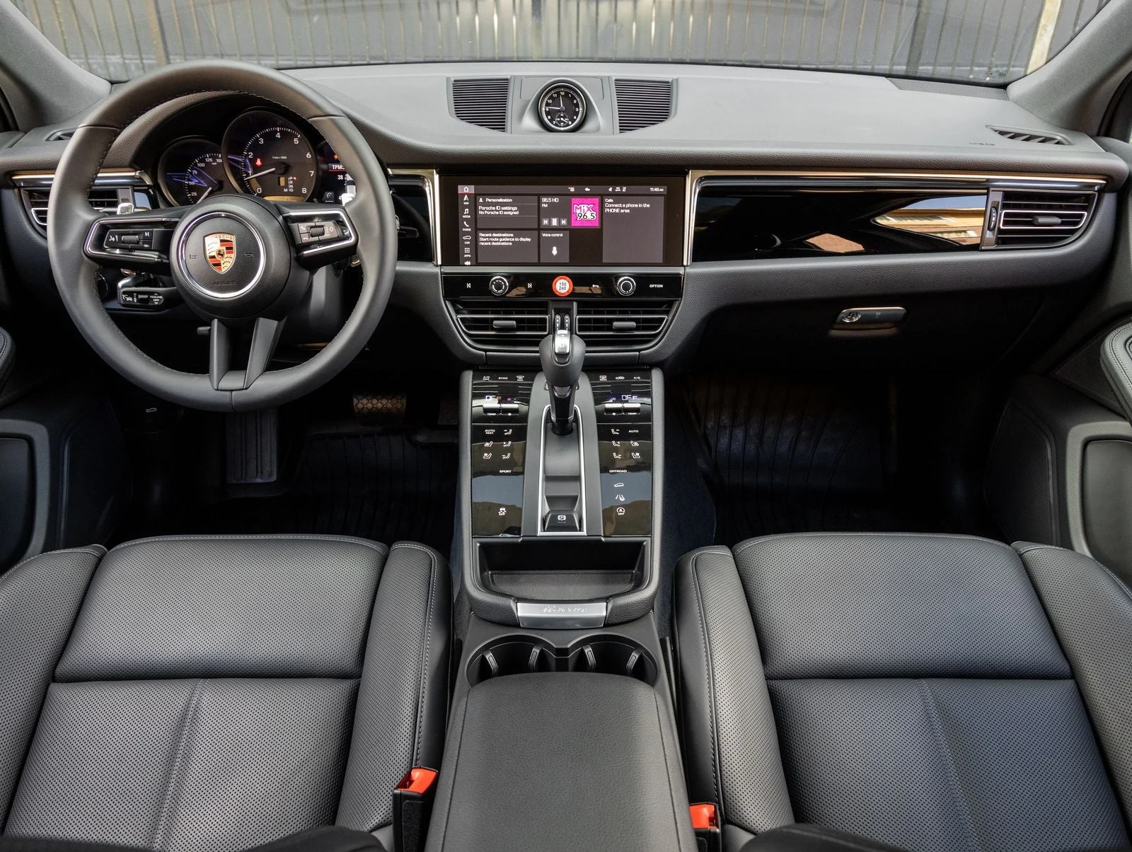 2026 Porsche Macan (95B), 12/20
