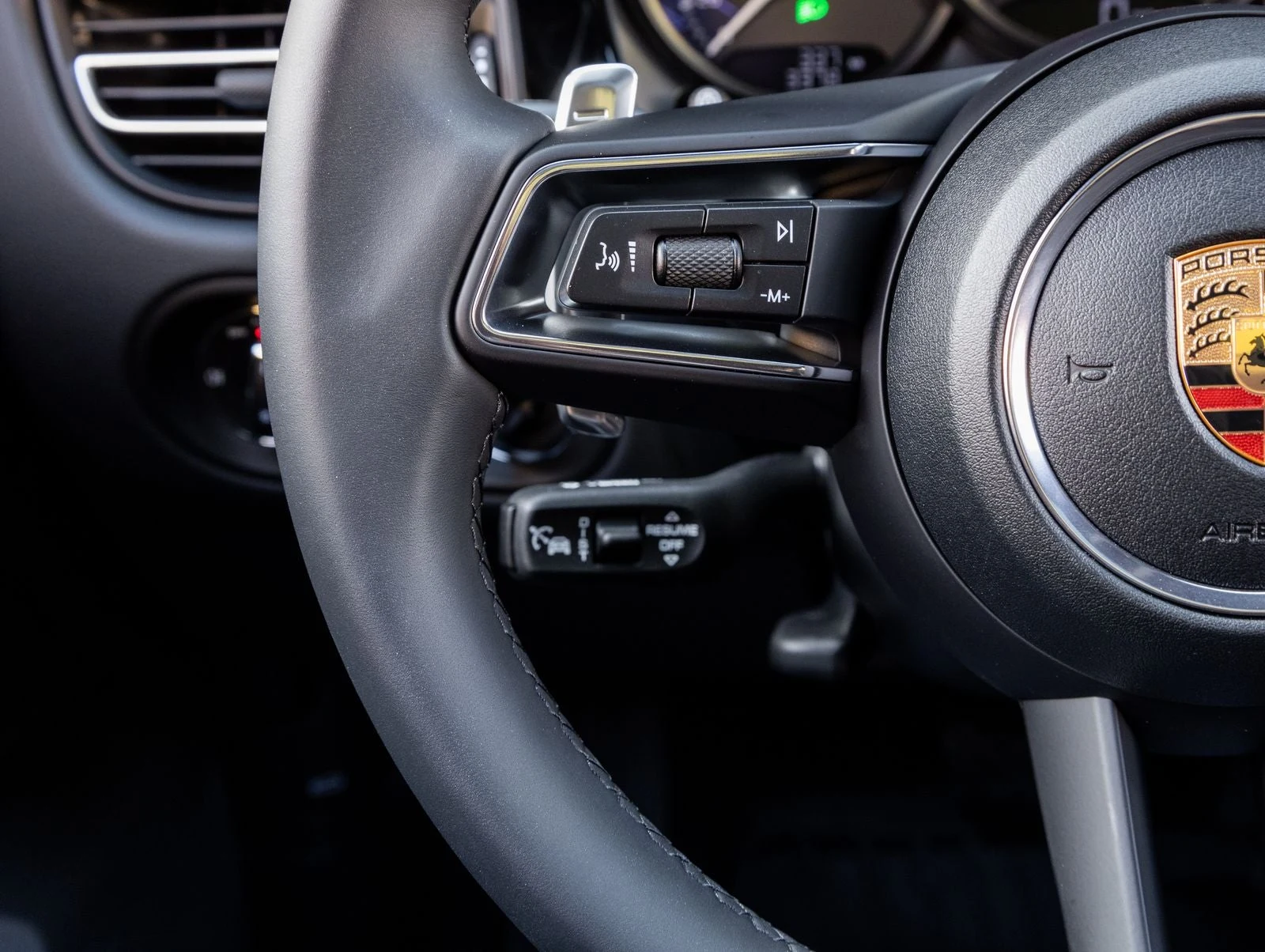2026 Porsche Macan (95B), 15/20