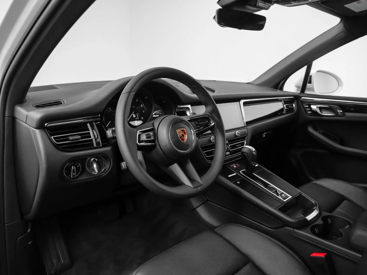 2025 Porsche Macan (95B), 4/20