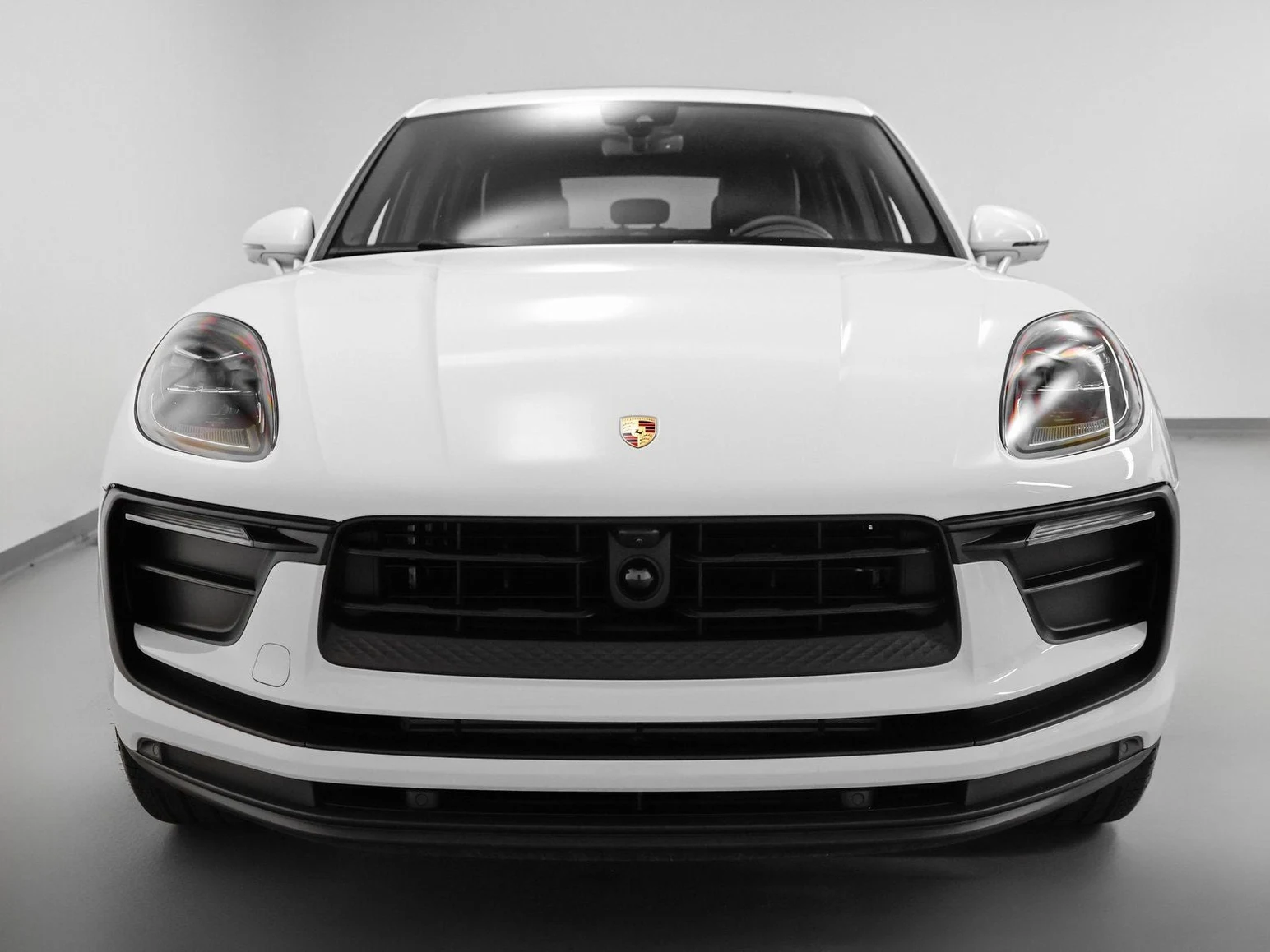 2025 Porsche Macan (95B), 7/20