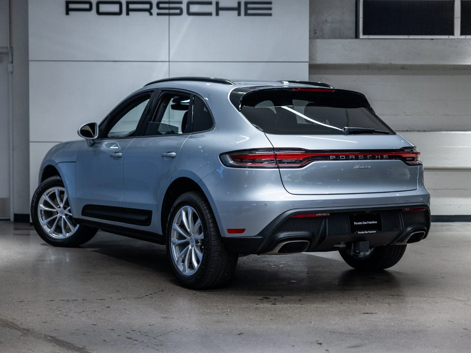 2026 Porsche Macan (95B), 3/20