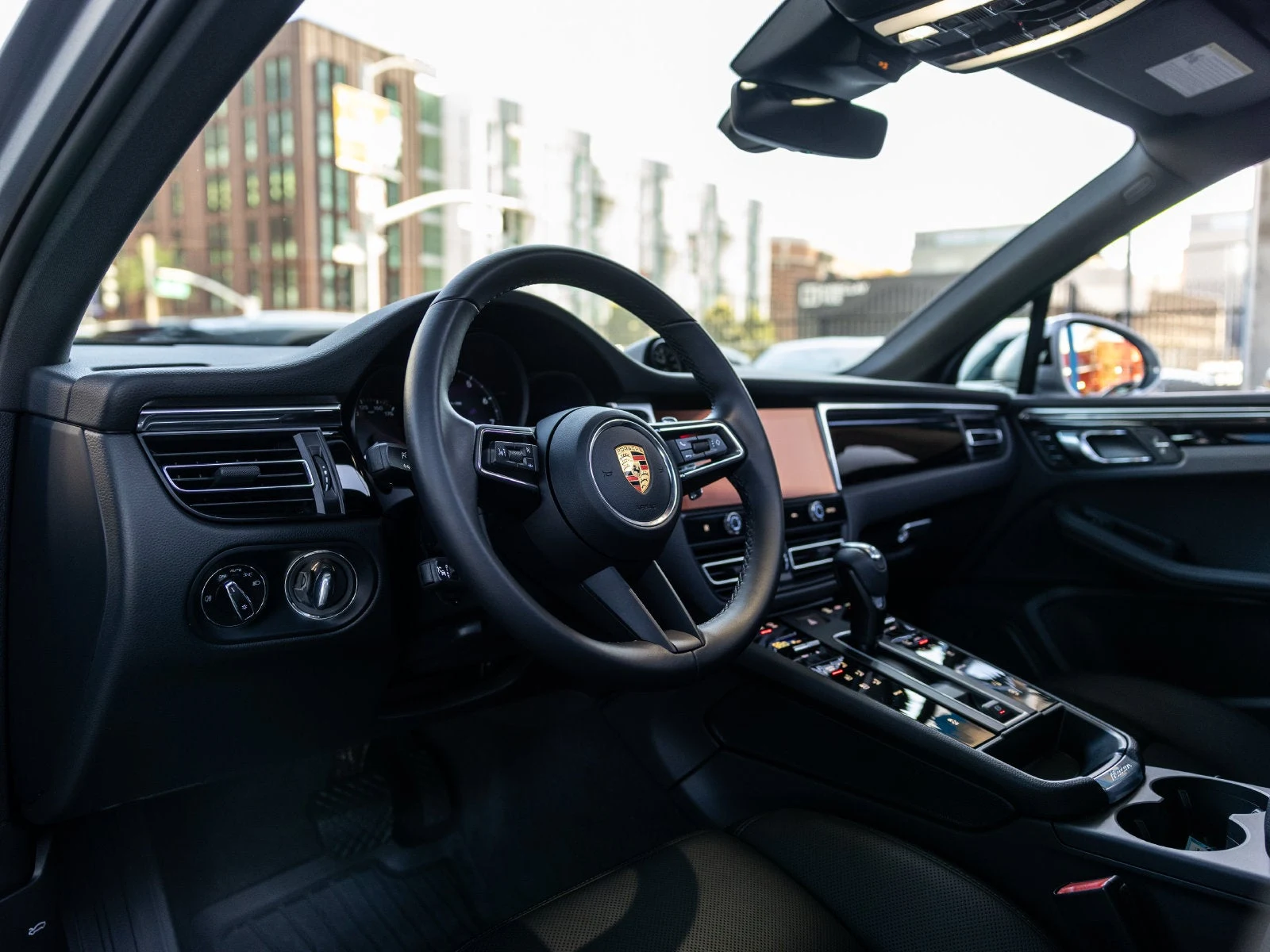 2026 Porsche Macan (95B), 4/20