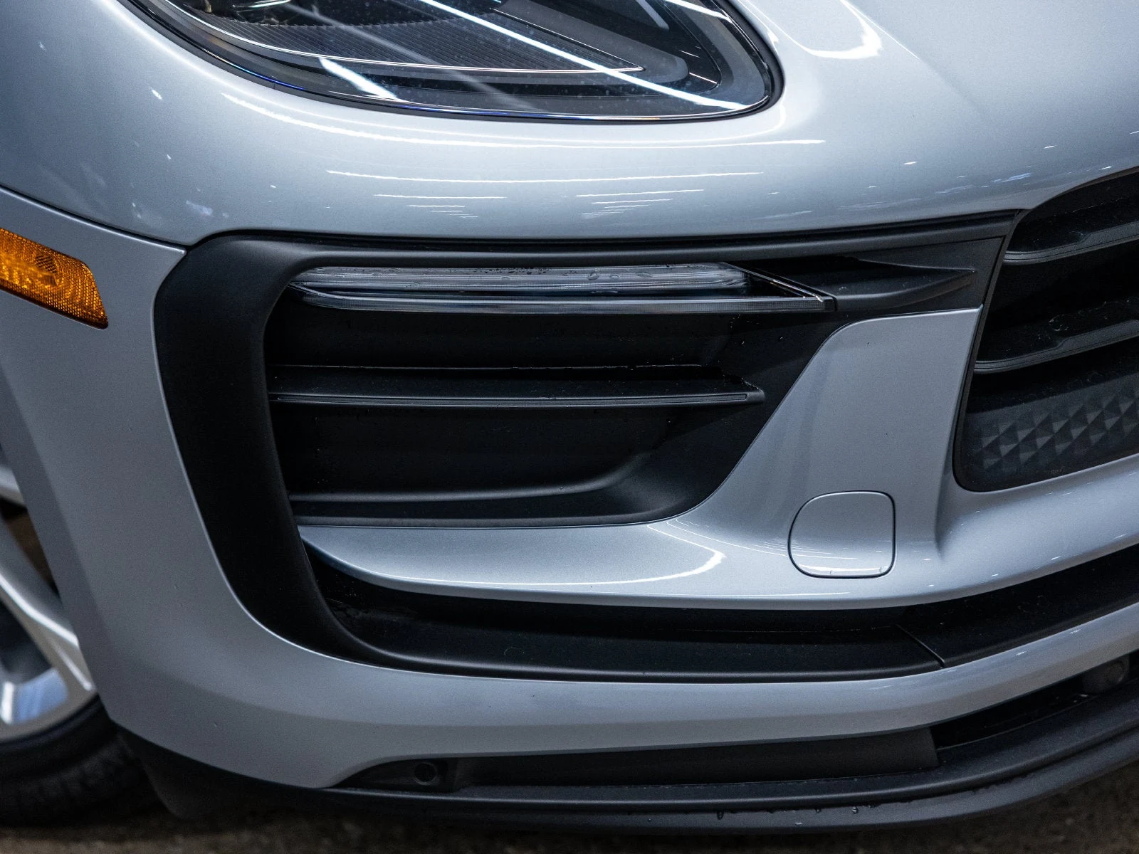 2026 Porsche Macan (95B), 18/20