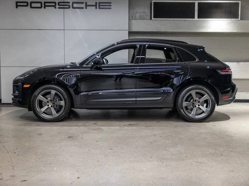 2026 Porsche Macan (95B), 2/20