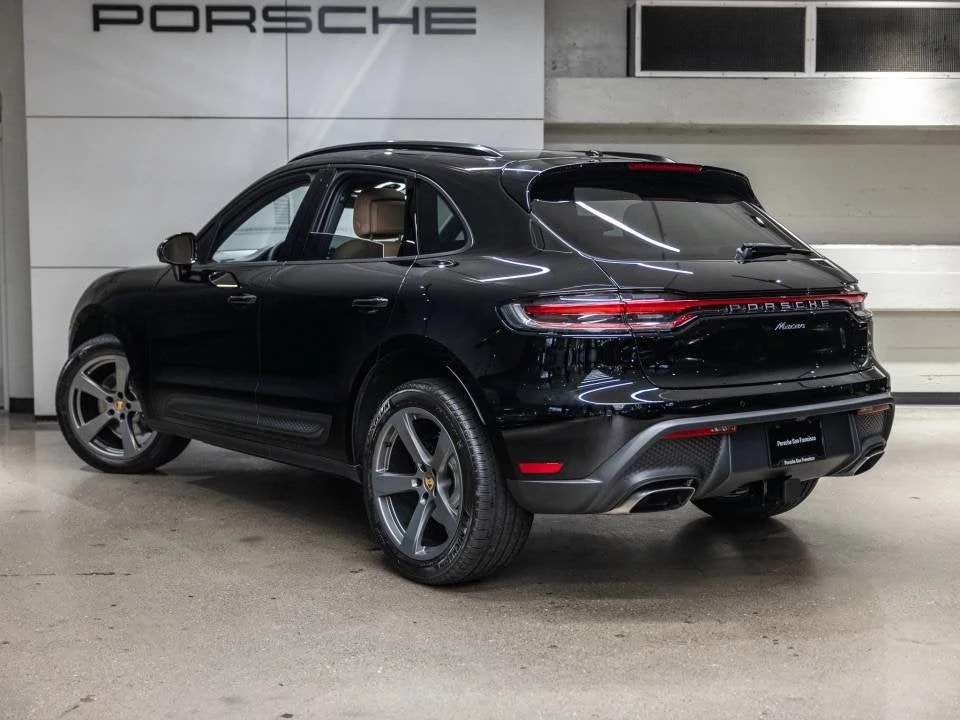 2026 Porsche Macan (95B), 3/20