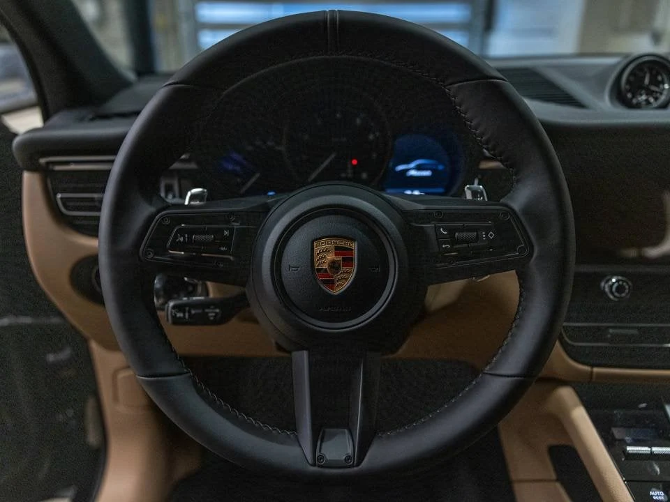 2026 Porsche Macan (95B), 6/20