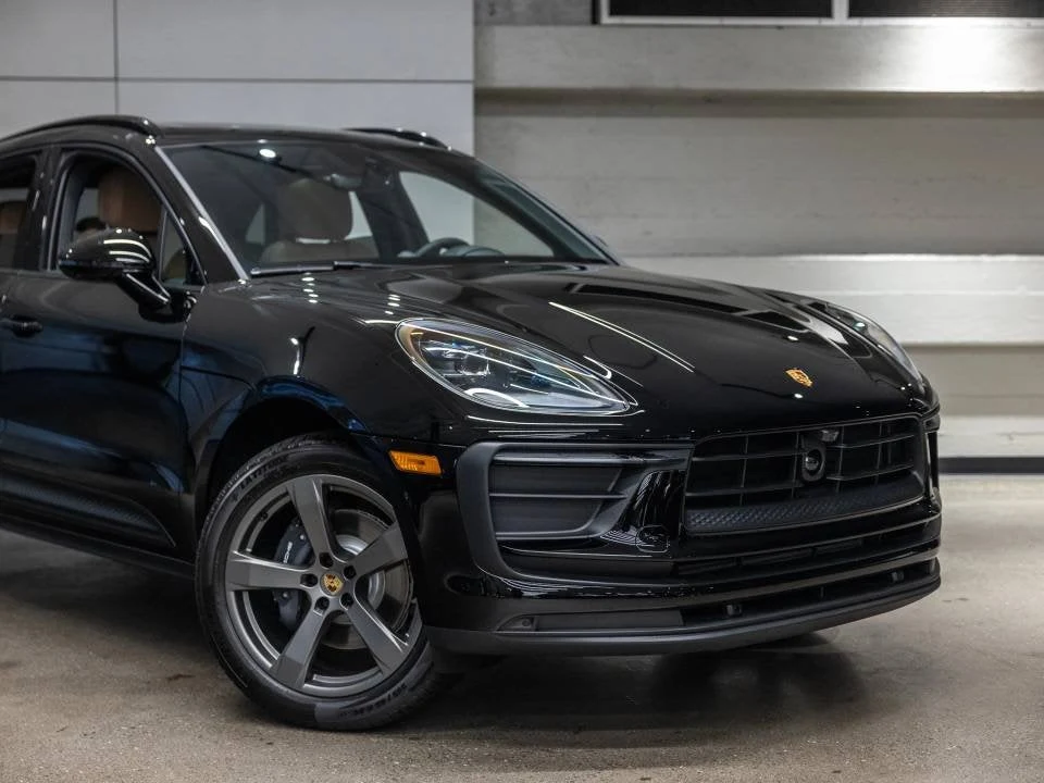 2026 Porsche Macan (95B), 13/20