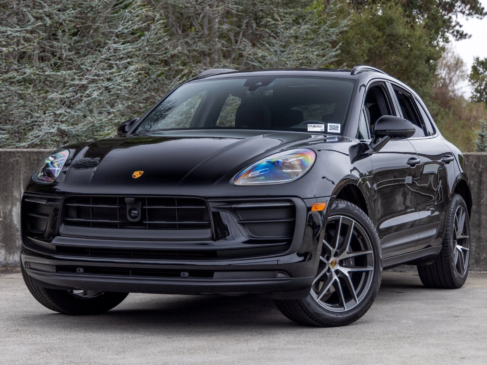 Porsche Macan (95B) · black · Indigo Auto Group