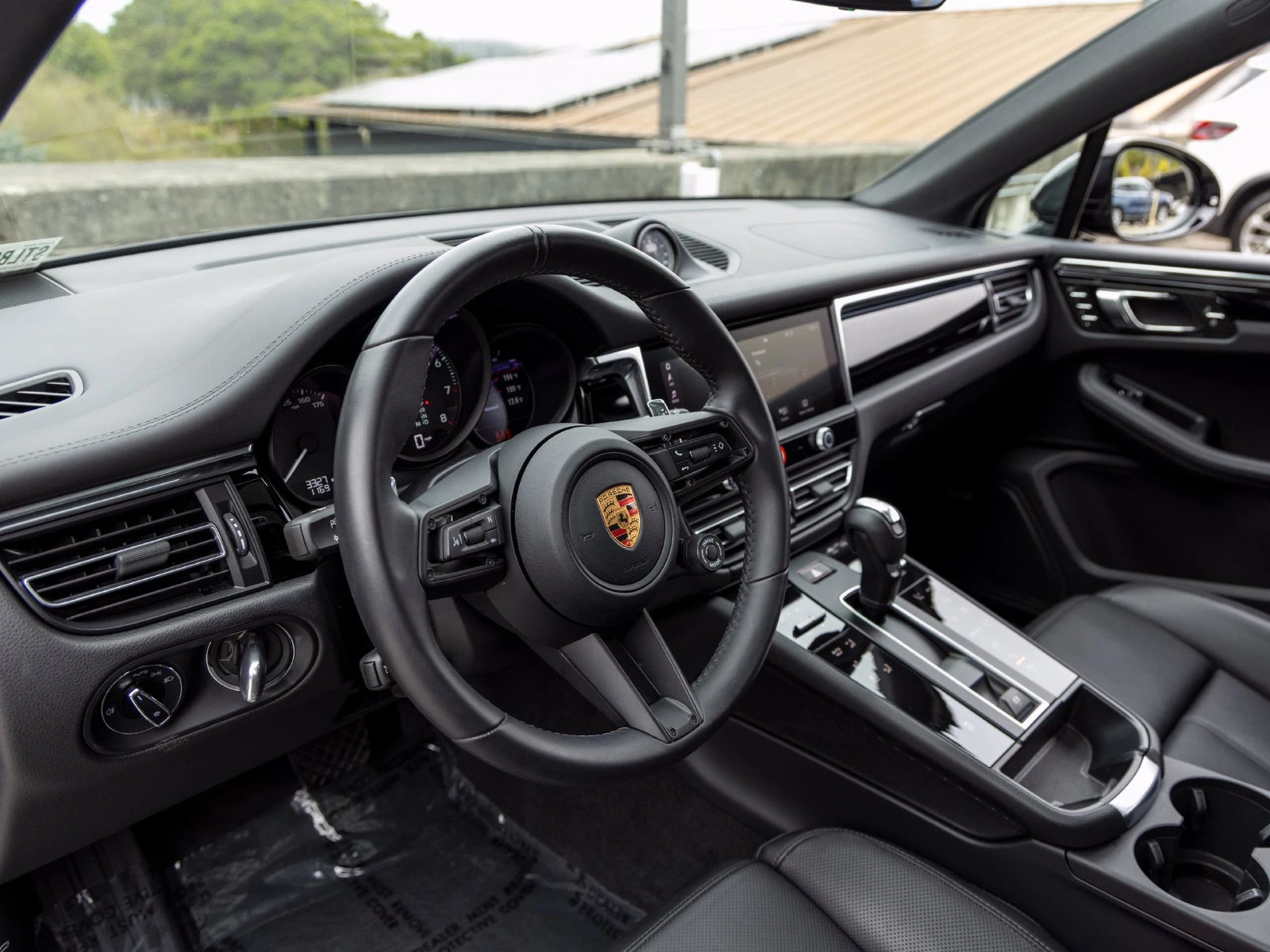 2026 Porsche Macan (95B), 4/20