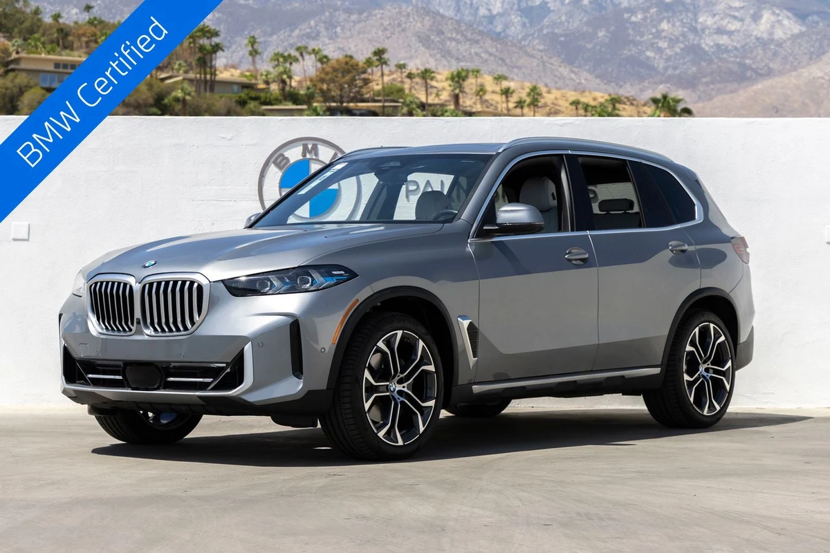 BMW X5 sDrive40i (G05) · Skyscraper Grey Metallic · Indigo Auto Group