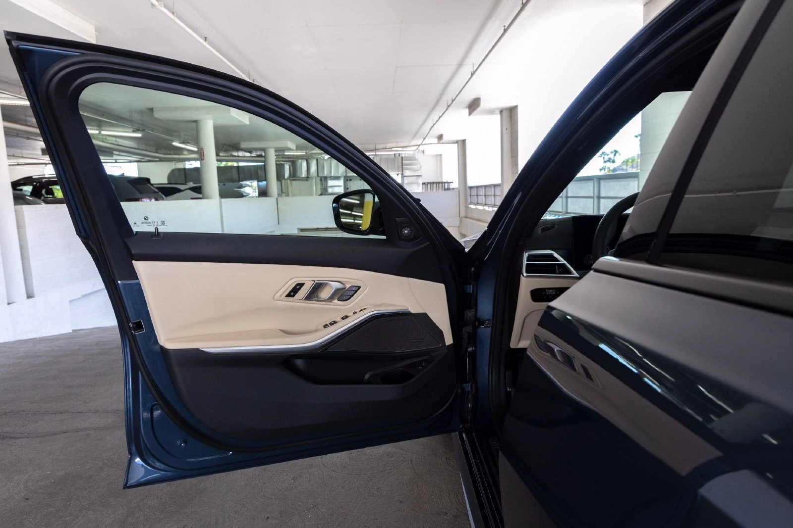 2025 BMW M340i Sedan (G20), 15/20
