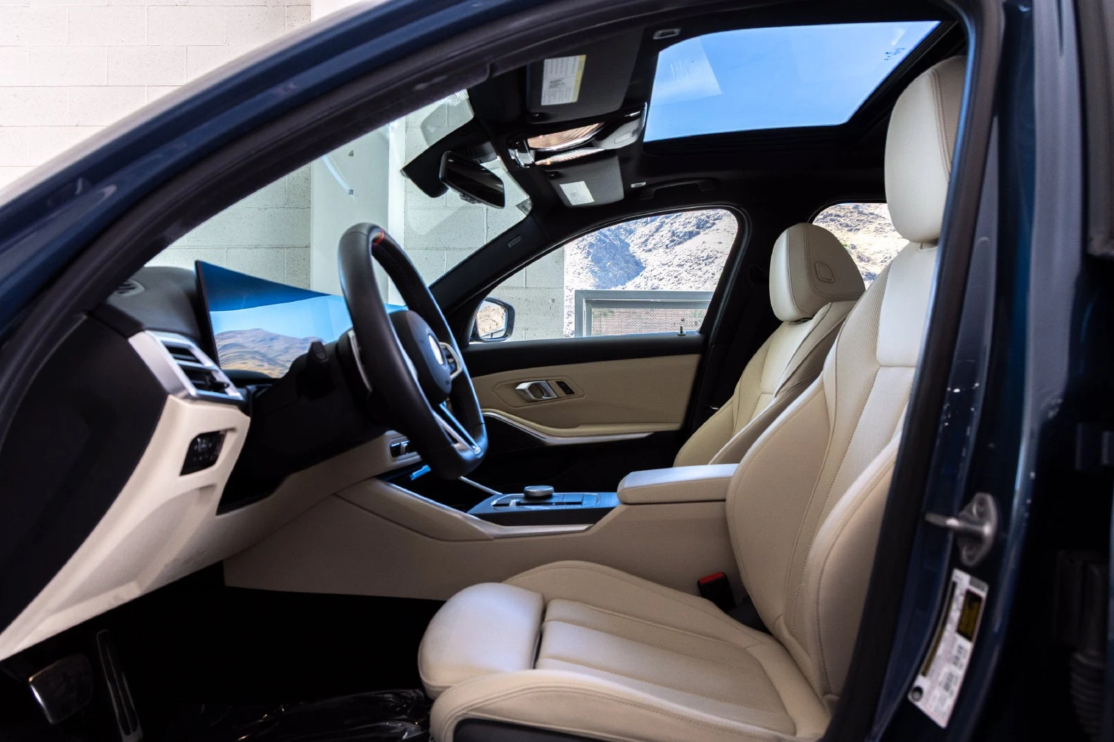 2025 BMW M340i Sedan (G20), 16/20