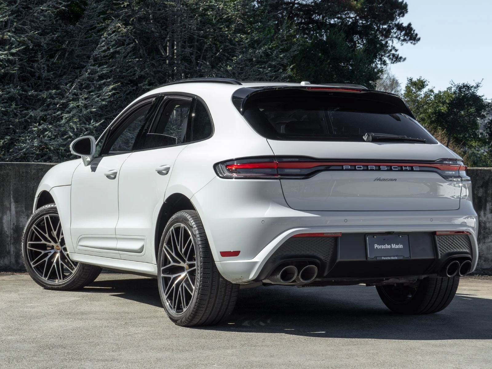 2025 Porsche Macan (95B), 3/20